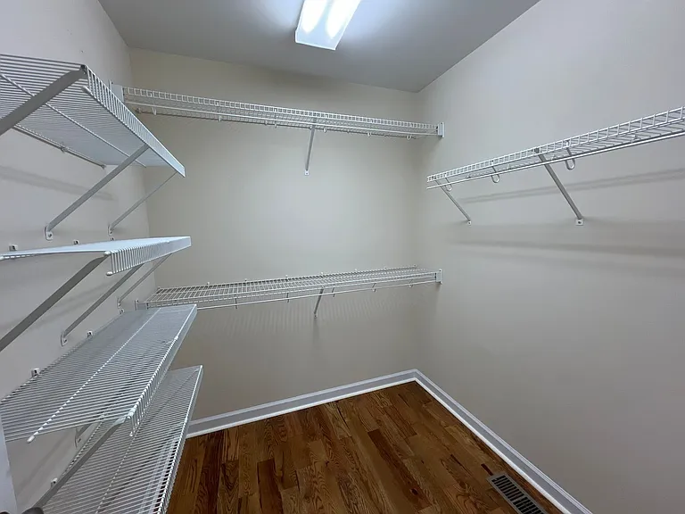 246 Winding Creek Rd — Photo 10