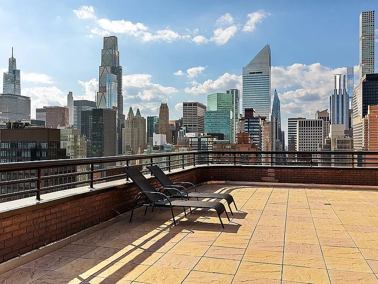 415 E 54th St #6D — Photo 10