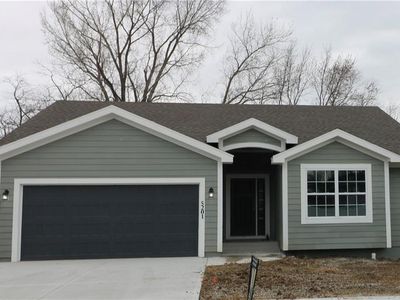 5201 University Ave, Saint Joseph, MO, 64503