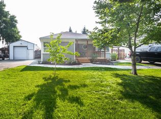 321 Pioneer Dr, Wenatchee, WA 98801