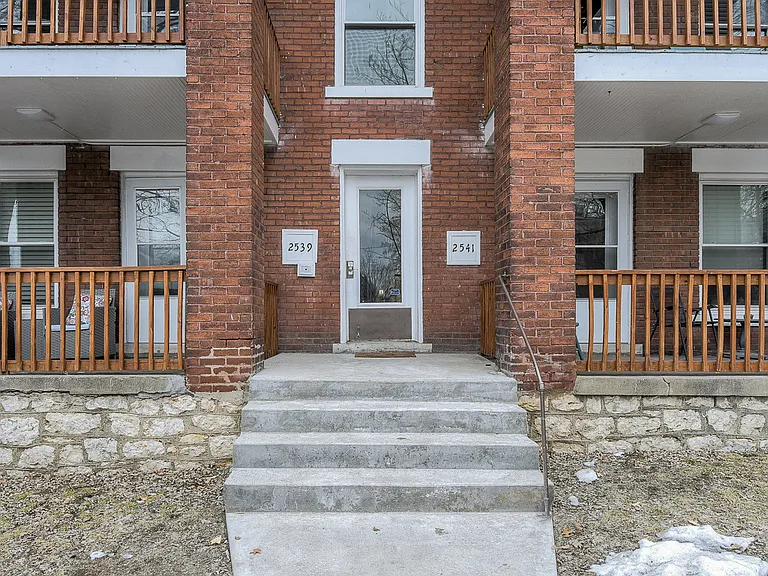 2539 & 2541 Cherry St — Photo 27