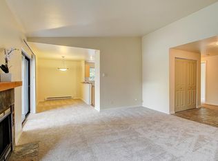12810 NE 120th St #R02, Kirkland, WA 98034
