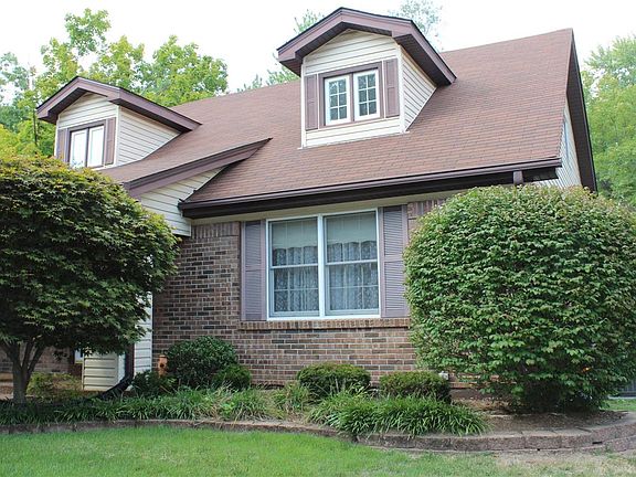 3rd image of 151 Country Creek Ct
