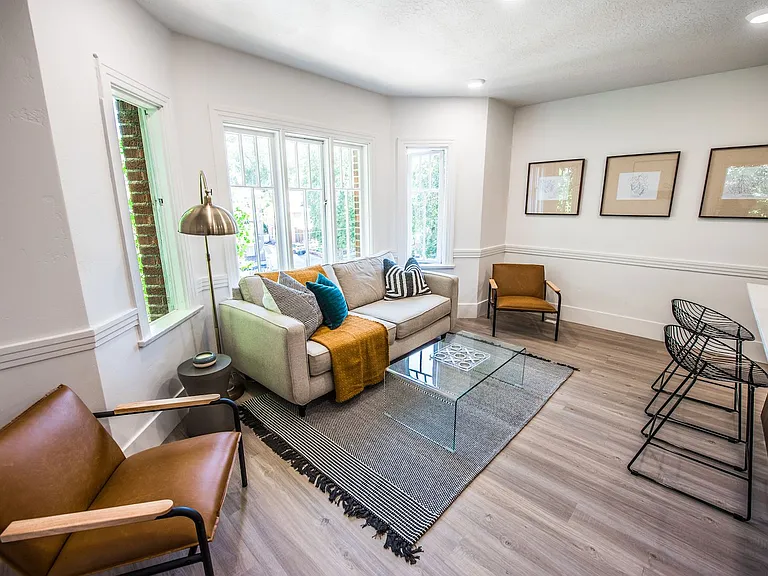 Council Crest Apartments — Photo 45