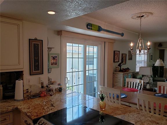 5th image of 19651 Gulf Blvd APT B3