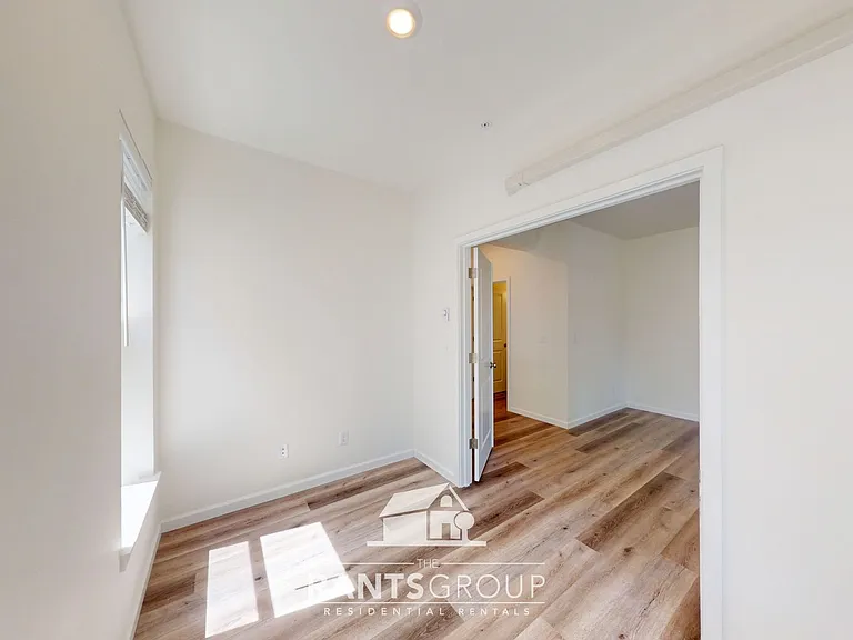 1653 Starlight Ln SW — Photo 32