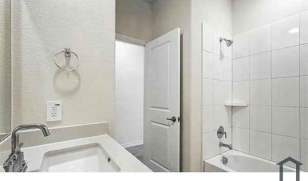 4191 Waldron Trl — Photo 17