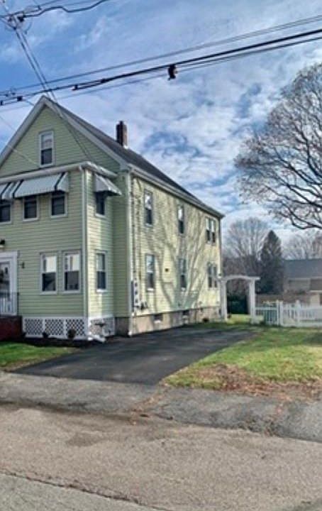 1st image of 8 Franklin St #2
