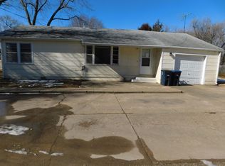 520 W 10th Ave, El Dorado, KS 67042