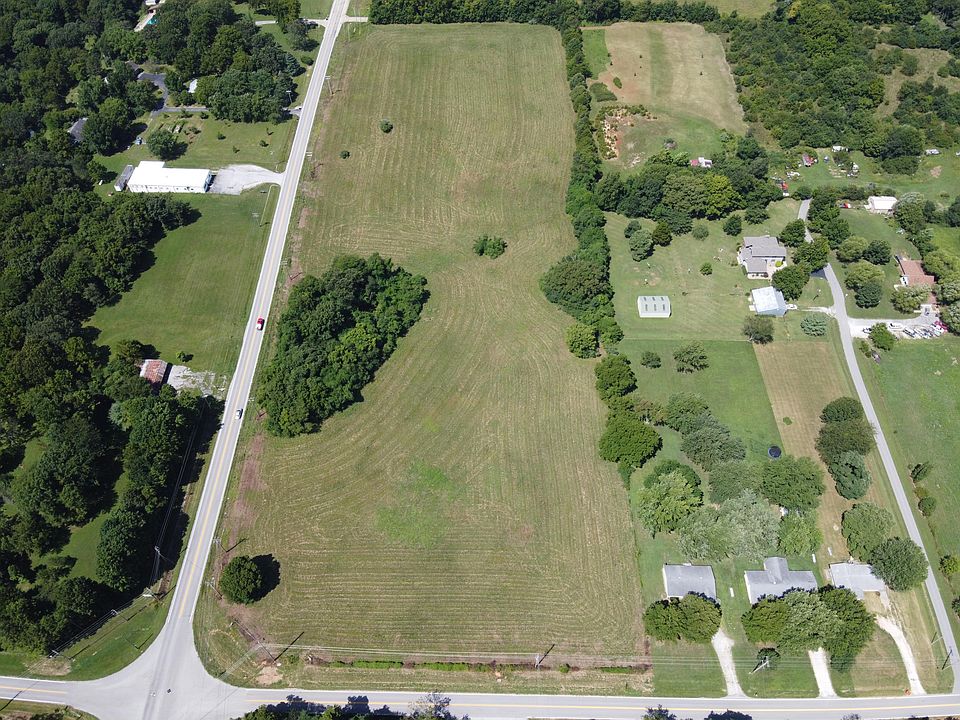 1st image of W Republic Rd
