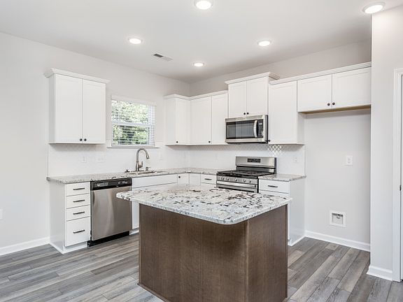 Kitchen with Island