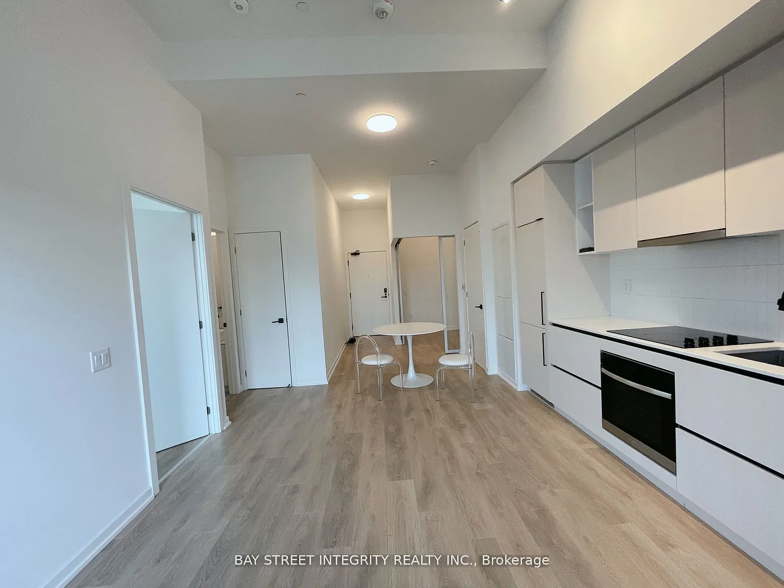 2 bed, $2,400 — Photo 3