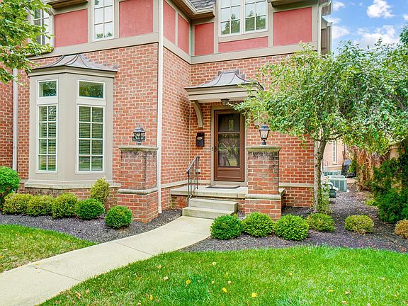 2nd image of 2459 Cambridge Blvd