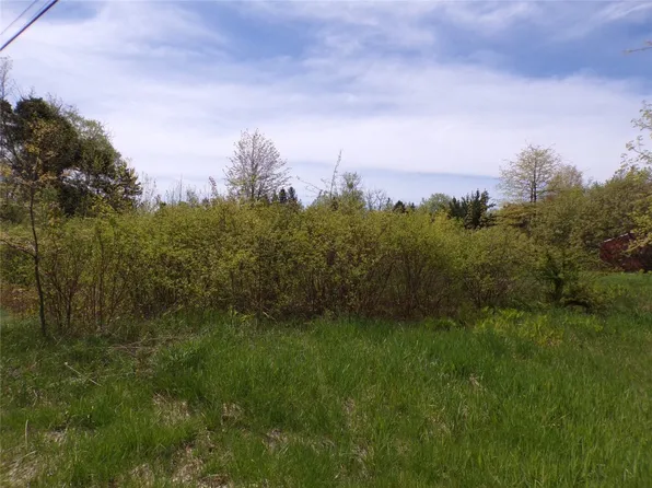 Pagan Rd, Erie, PA 16509