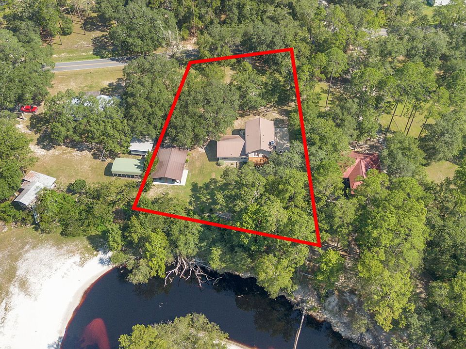 1st image of 323 Saint Marys River Bluff Rd