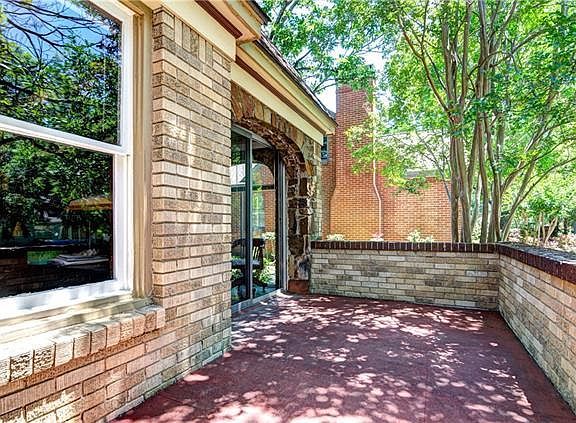 4th image of 5707 Anita St