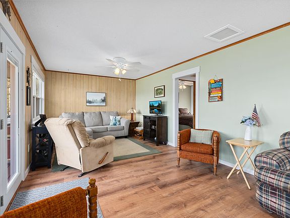 2nd image of 37760 310th St