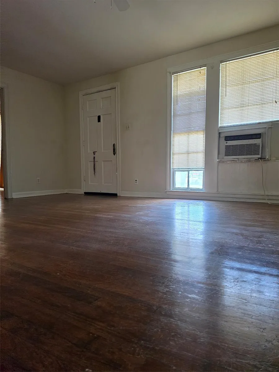 Building Photo - 3819 S Shepherd Dr #5