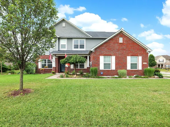 4693 W Chert Dr, New Palestine, IN 46163