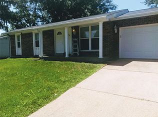 1820 Keeven Ln, Florissant, MO 63031