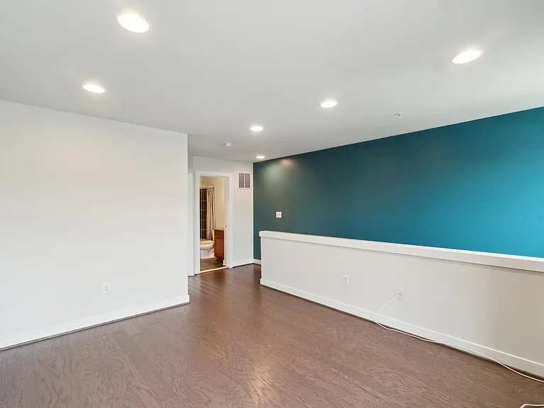 241 Kepler Dr — Photo 23