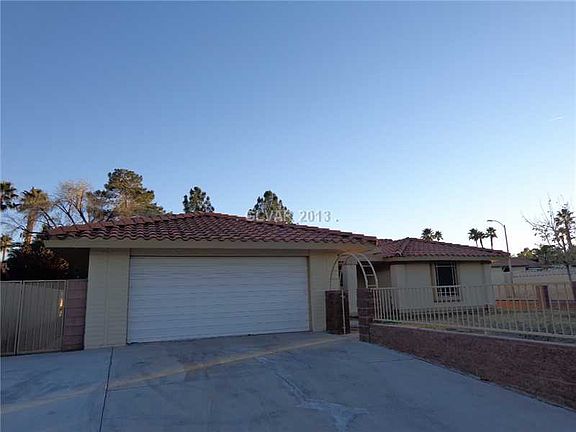 2nd image of 2400 La Luna Dr