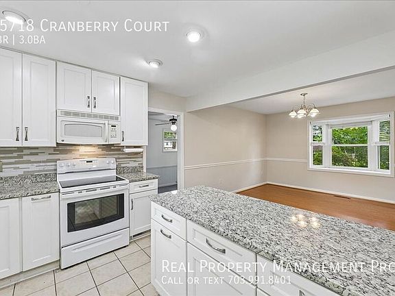 5th image of 15718 Cranberry Ct