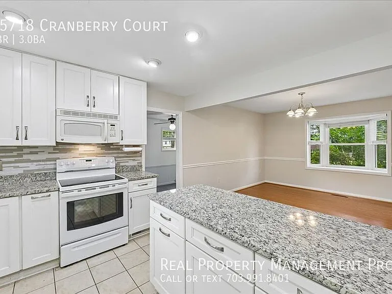 15718 Cranberry Ct — Photo 5