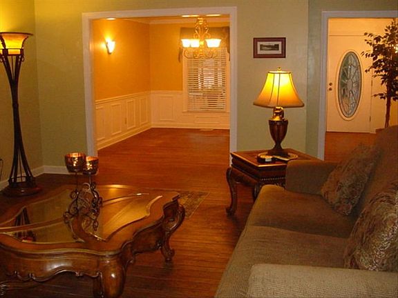 Dining Rm