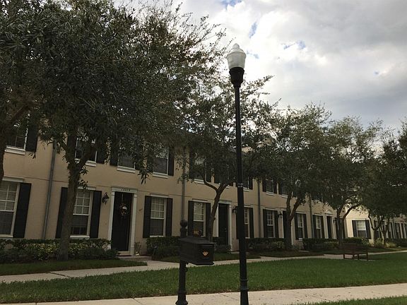 3rd image of 10008 Bradwell Pl