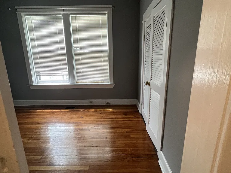 6041 Waterman Blvd — Photo 12
