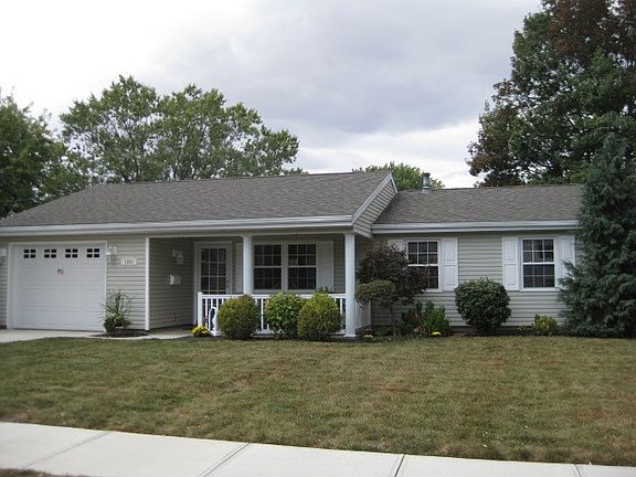 3rd image of 1031 Revere Dr