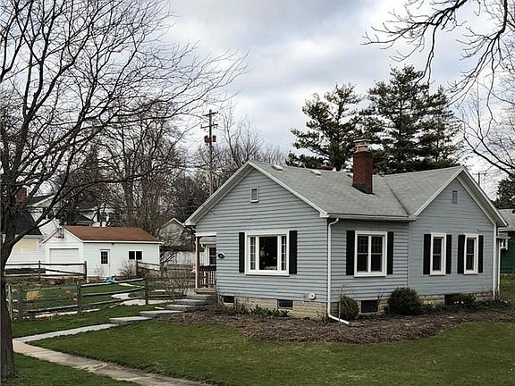 2nd image of 245 Cherry St