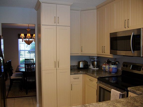 4th image of 1301 Calcutta Dr