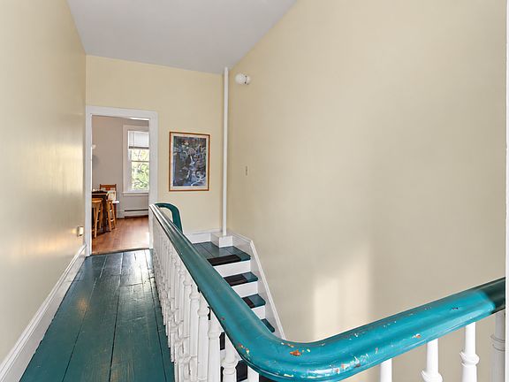 5th image of 155 Hartley St #2