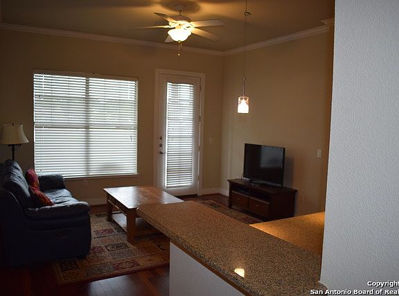 5th image of 7342 Oak Manor Dr
