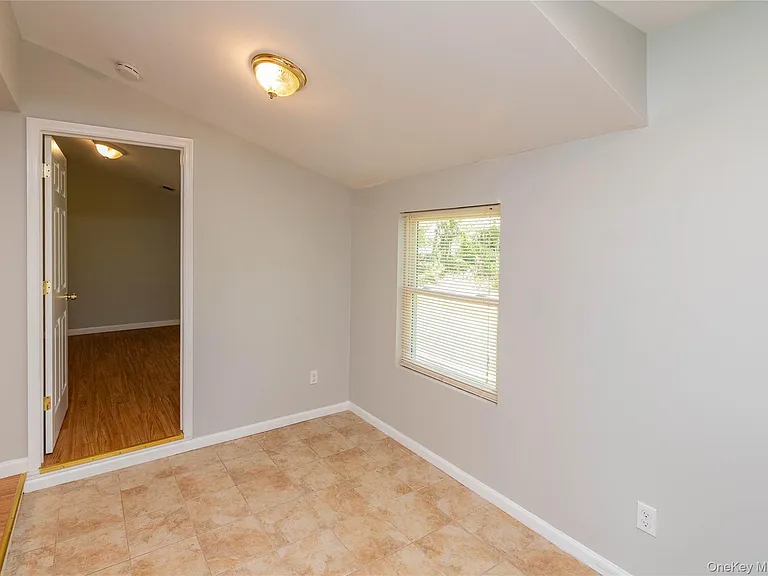 797 Forest Glen Rd — Photo 14