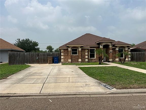 3rd image of 2909 Chelsea Ln