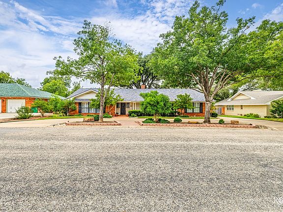 2nd image of 2759 Dena Dr