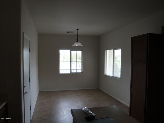 4th image of 42955 W Elizabeth Ave
