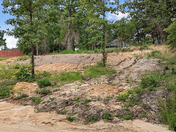 3rd image of 226 County Road 2267