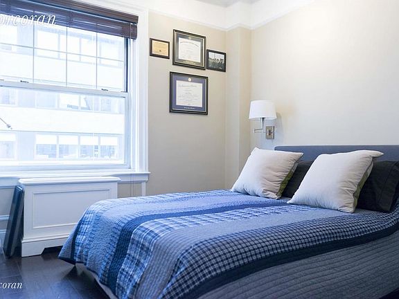 5th image of 25 W 64th St APT 6A