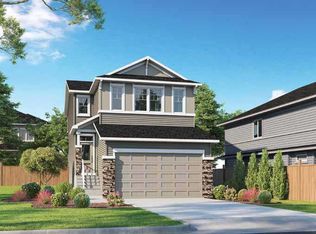 426 W Hotchkiss Mnr SE, Calgary, AB T3S 0J9