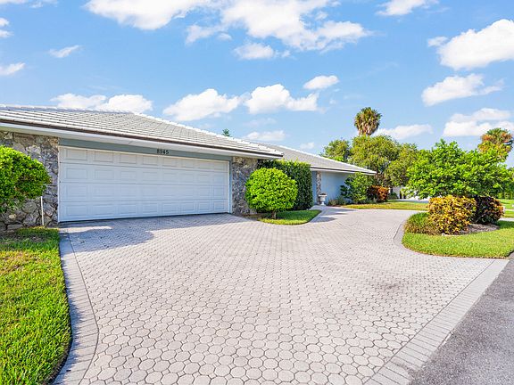 2nd image of 8945 SE HARBOR ISLAND Way