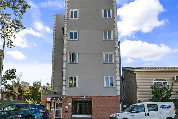 Sold by Compass | media 15