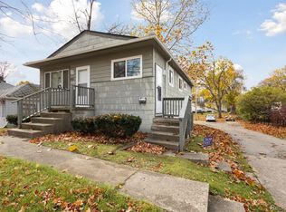 551 Lexington Ave, East Lansing, MI 48823