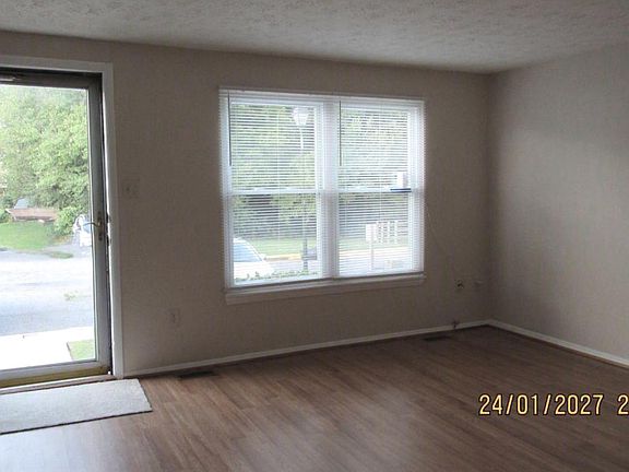 3rd image of 4028 Rustico Rd