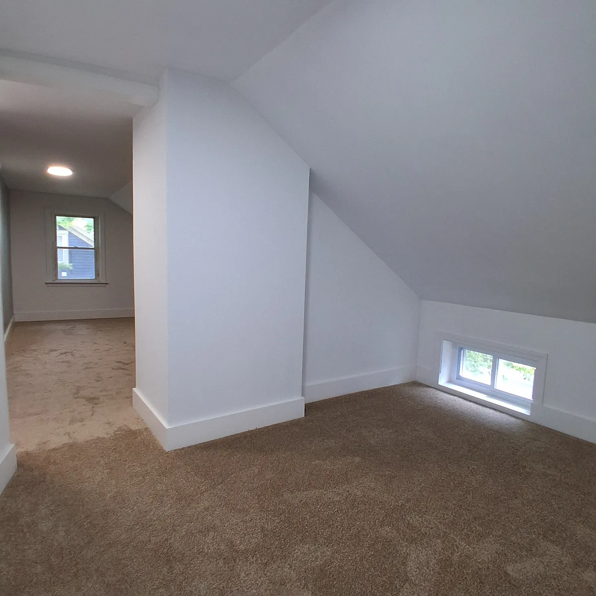 Building Photo - 15 Sisson St #2