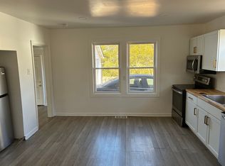 301 Day Dr, Saint Louis, MO 63135