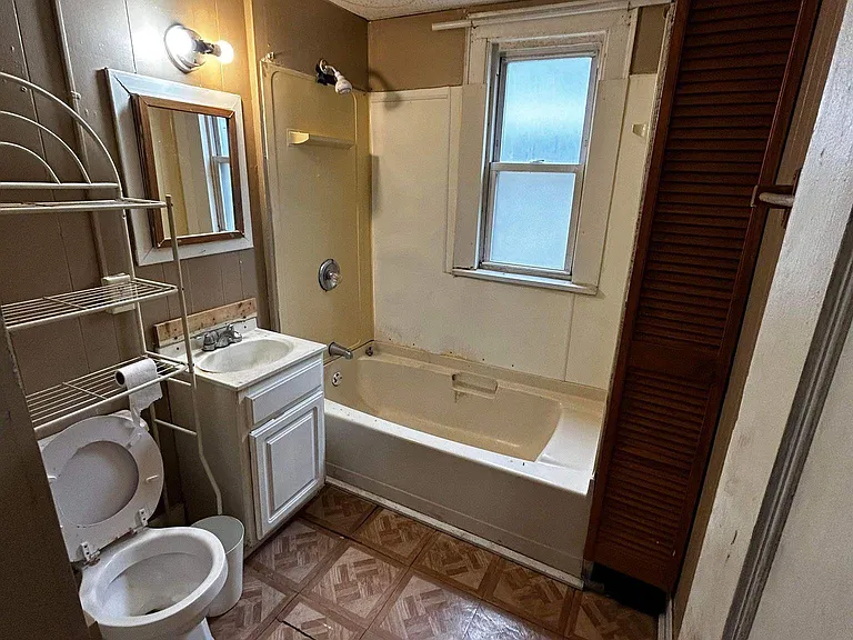 4944-4948 Olcott Ave #3 — Photo 9